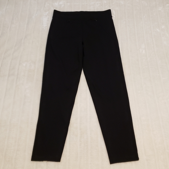 HUE Black Flat Front Pull On Pants - Picture 2 of 16